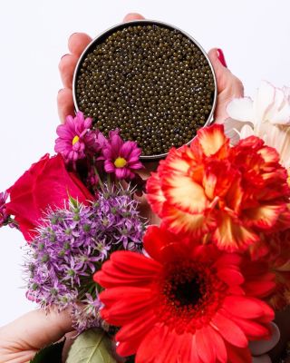 Všem ženám, které inspirují, vedou a září – dnešní den patří vám! ✨💐 Užijte si to nejkrásnější, vychutnejte každý okamžik...